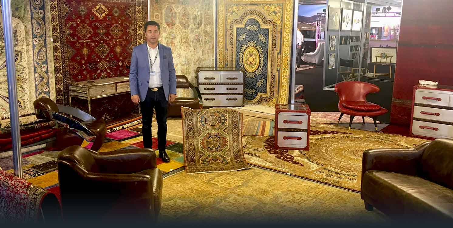 TAPIS BELPARSIA : nettoyage et restauration de tapis en Belgique - TAPIS BELPARSIA  - Spécialiste de la vente et du rachat de tapis, du nettoyage et de la restauration de tapis d’Orient depuis 1956 en Belgique  : Redonnez vie à vos tapis : vente, rachat, réparation, restauration et nettoyage de tapis en Belgique - Mr BARNABEAU :   Restauration et conservation de tapis anciens. Réparation des franges de tapis. Réparation des lisières de tapis. Traitement des trames de tapis. Relainage de tapis. Raviement des couleurs de tapis. Traitement des mites de tapis. Dépoussiérage et dessablage de tapis. Le Nettoyage artisanale à l’ancienne exclusivement à la main : lavage, nettoyage de tapis. Réfection meubles, de siège, fauteuil, canapé … Intervention en Belgique